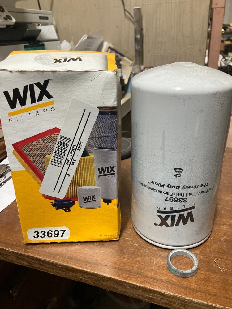 NEW! Wix 33697 Fuel Filter