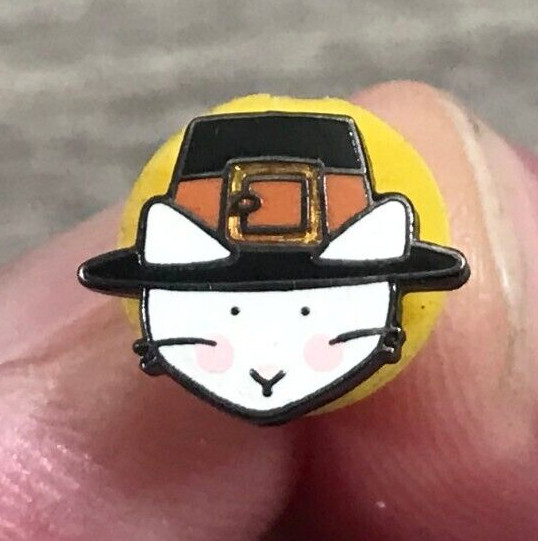 Cat in Pilgrim Hat Tiny Lapel Jacket Vest Shirt Pin