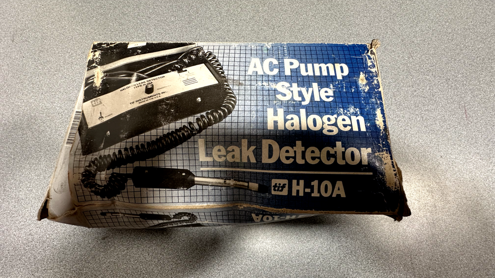 TIF H-10A HALOGEN LEAK DETECTOR AC PUMP STYLE