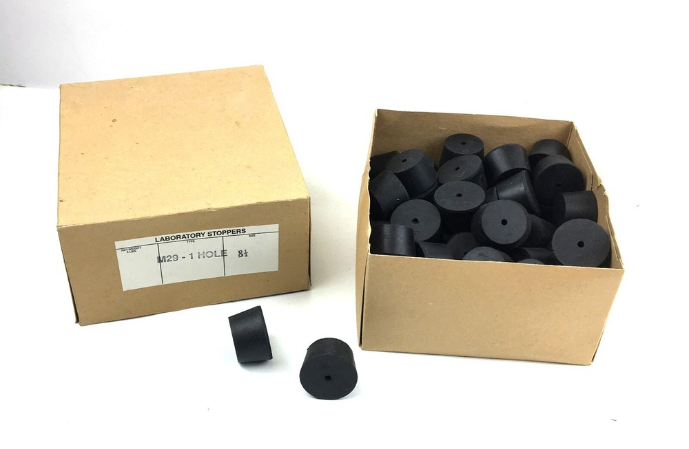 one-hole laboratory rubber stoper,black, size 81/2 (8.5)