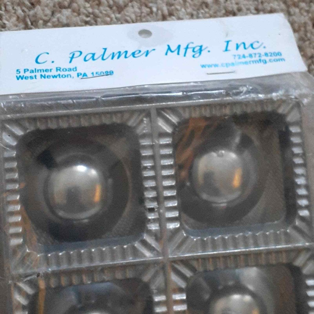 NWT C. Palmer Mfg, Inc. Ravioli/Circle Cookie Forms
