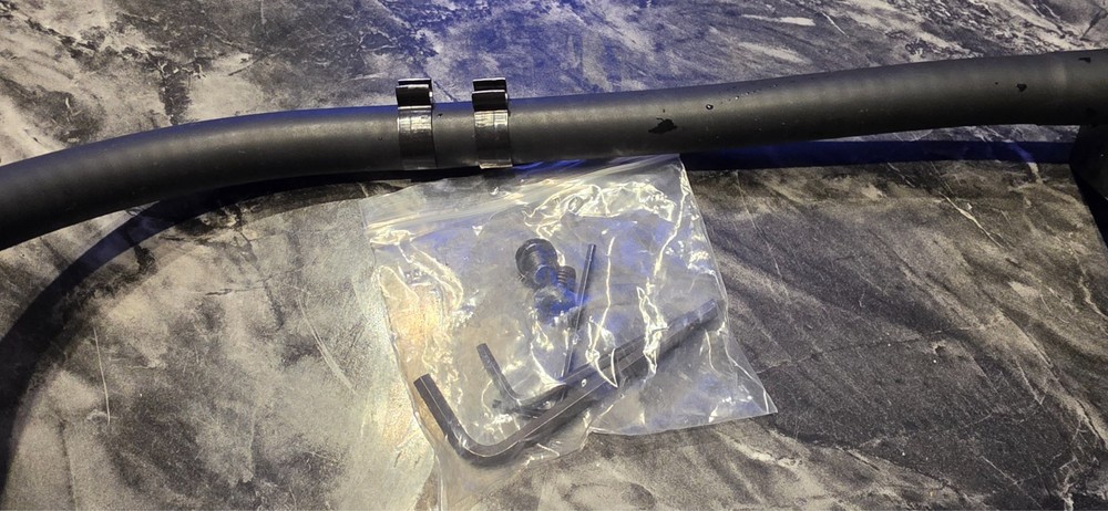 Used Hydra Edge 44HD Flex Arm w/ Adapter