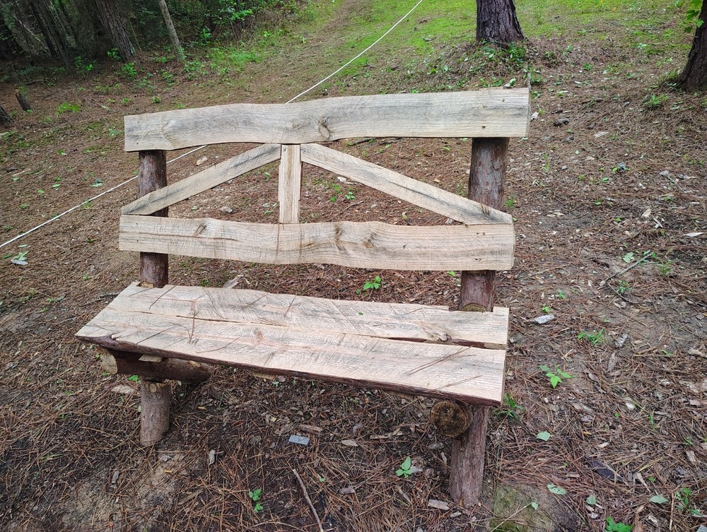 wooden bench