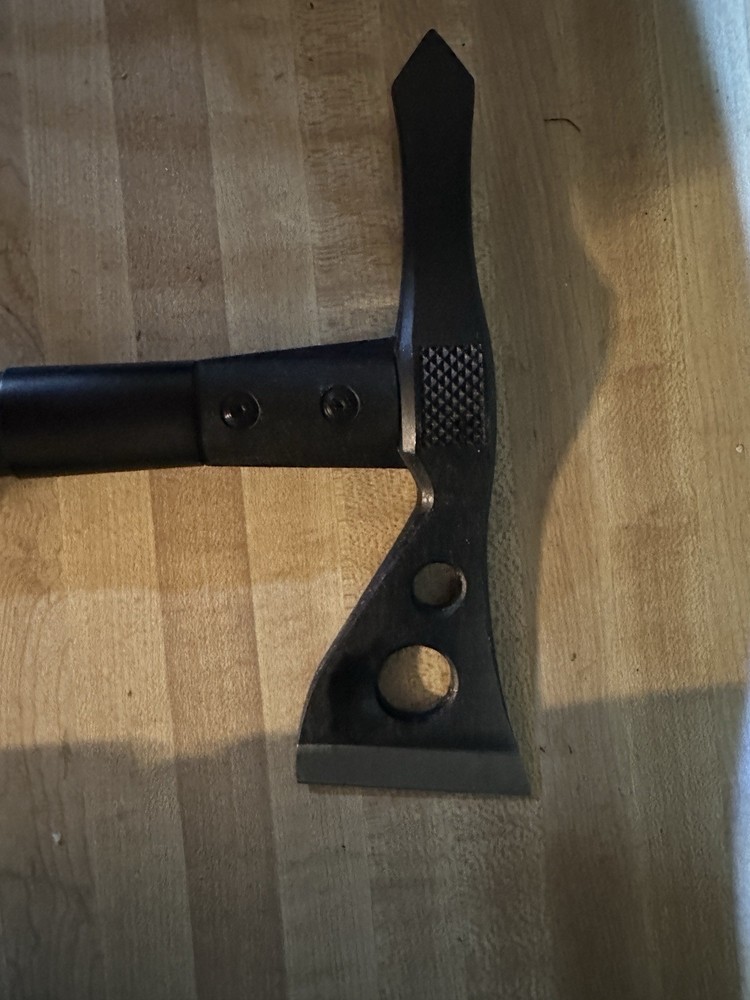 SOG THROWING AXE (B06003387)