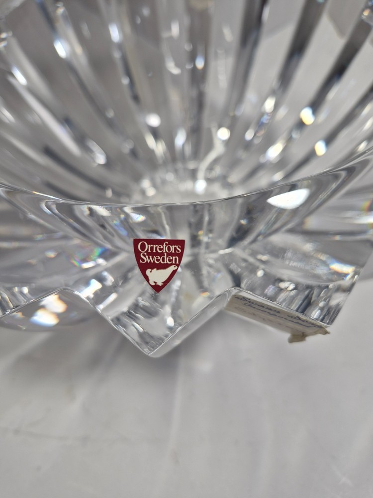 EXQUISITE ORREFORS CRYSTAL CENTERPIECE BOWL SIGNED & NUMBERED