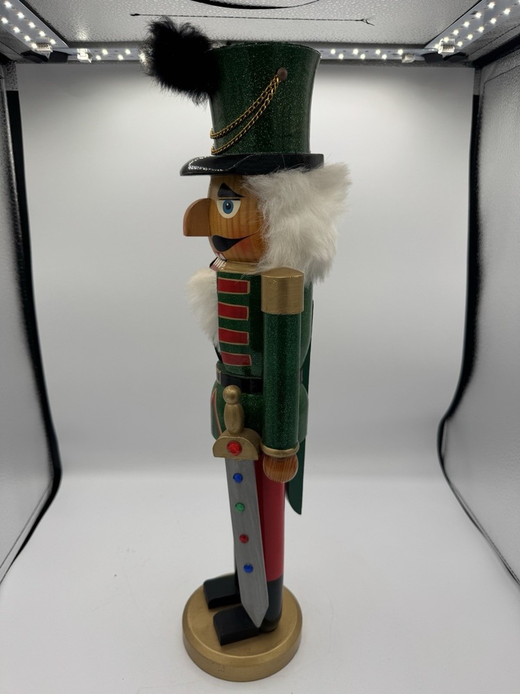 20 Inch Tall Nutchlracker Guard