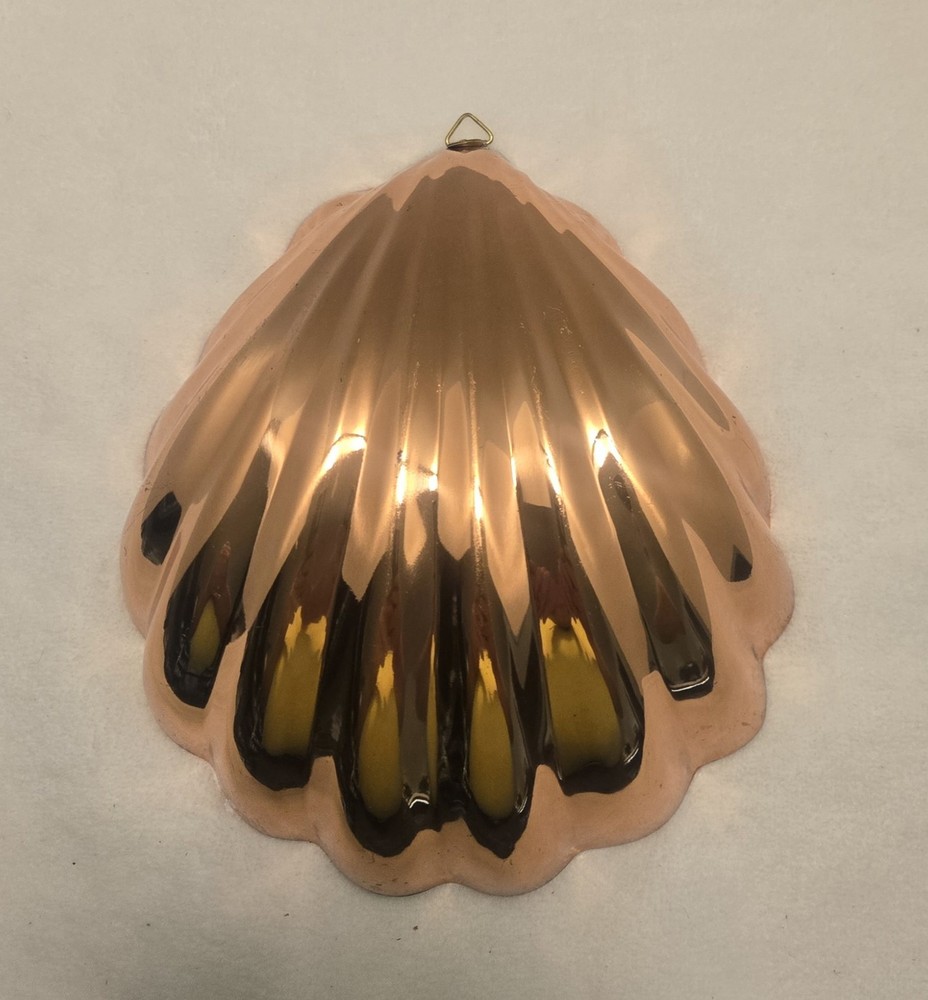 Copper Metal Seashell Mold Wall Hanger Silver Tone Inside