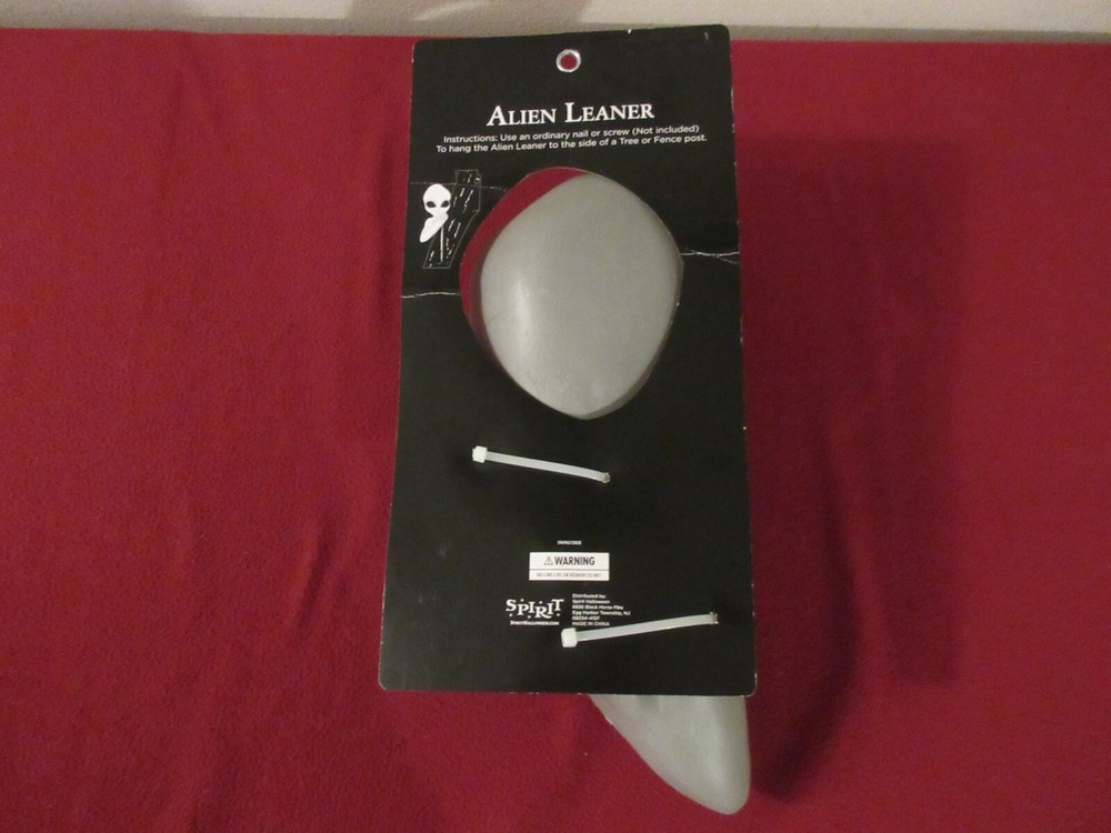 Spirit " Alien Leaner " New in Package