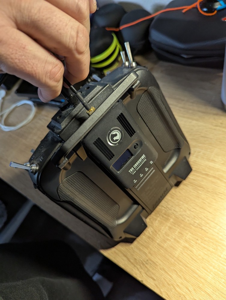 Jumper T18 Console Transmitter 2.4GHz with TBS Crossfire Module