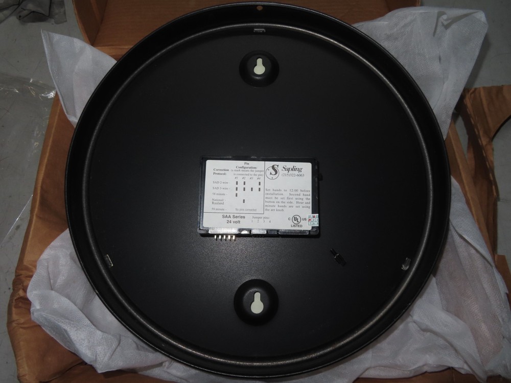 Bogen BCAM-1BS-12R-1 16" Clock