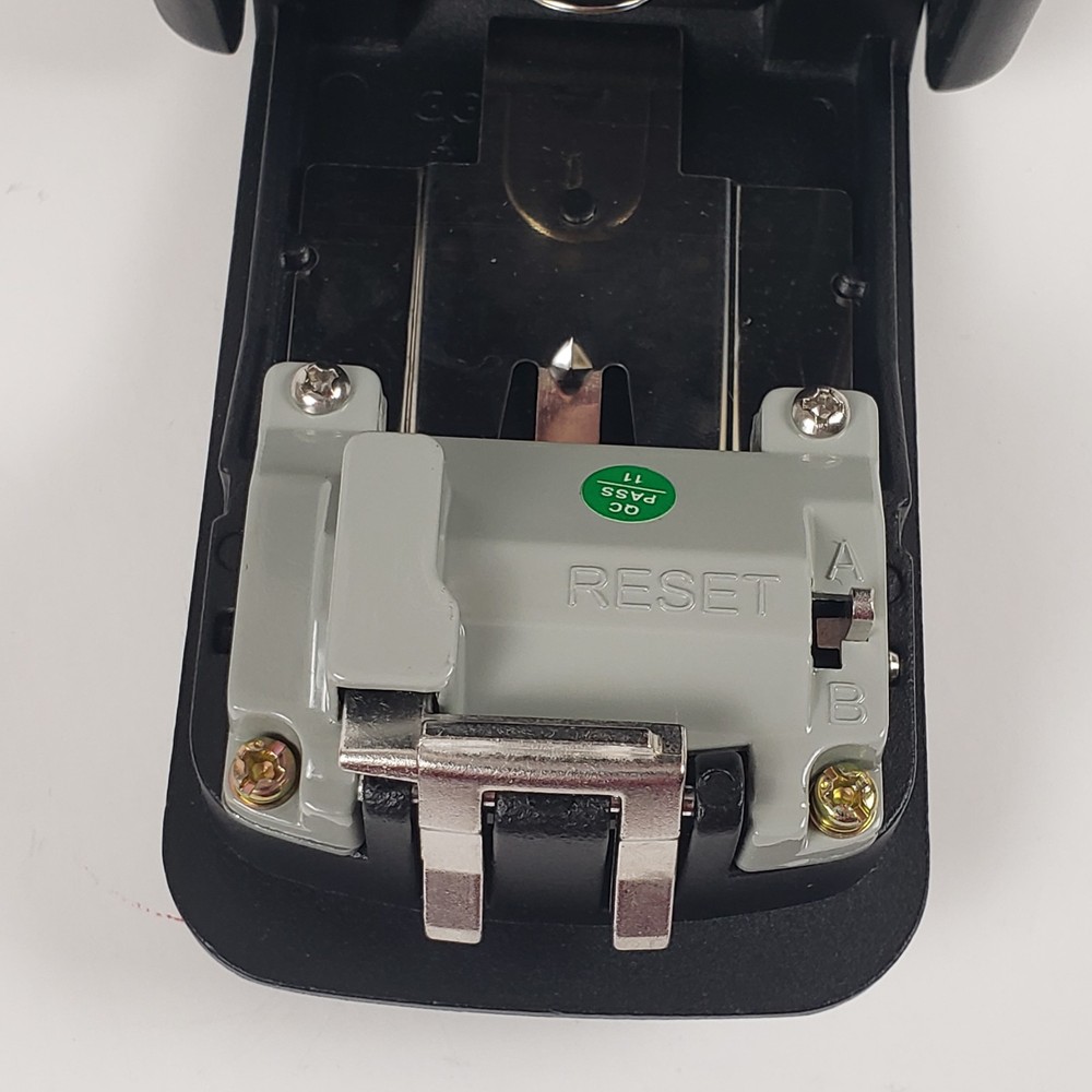 Portable Key Lock Box 4 Digit Combination Safe Security Storage Can Wall Mount