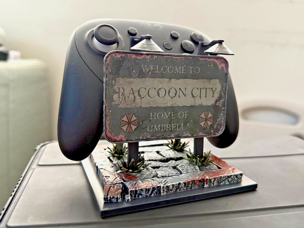 Resident Evil Requiem Capcom Exclusive Controller Holder PS5/PS4/Xbox "PRESALE"