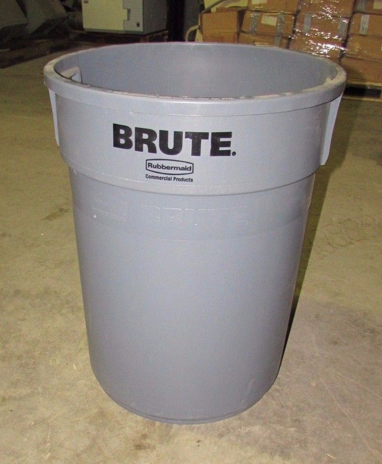 DOTY & SONS 32 GALLON CONCRETE TRASH CAN WITH INSERT AND COVER ***NNB***