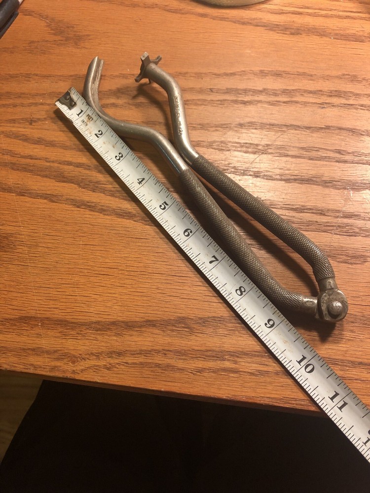 Bog Mfg. No. 328 Piston Ring Cleaner