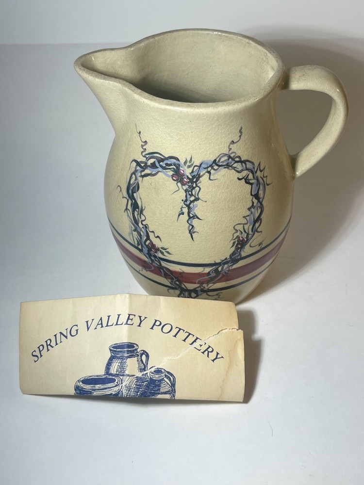 RRP pottery #850 1 QT hand painted heart pitcher 6.5" tall