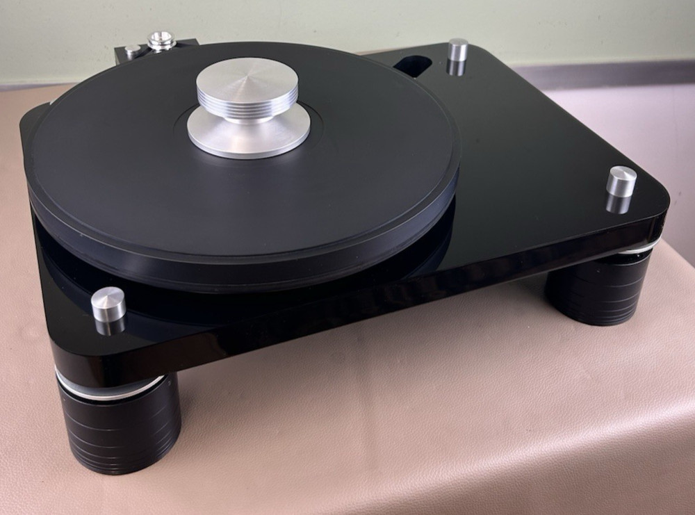 BASIS 2001 TURNTABLE BOX COOL