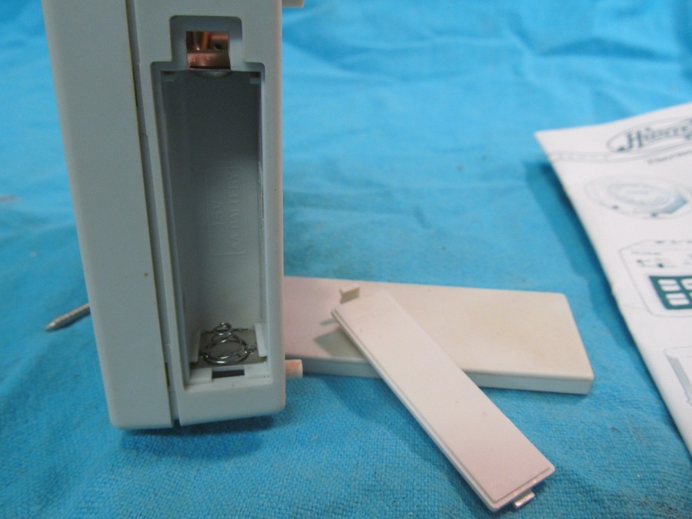 HUNTER SET N SAVE 1 THERMOSTAT WITH MANUAL