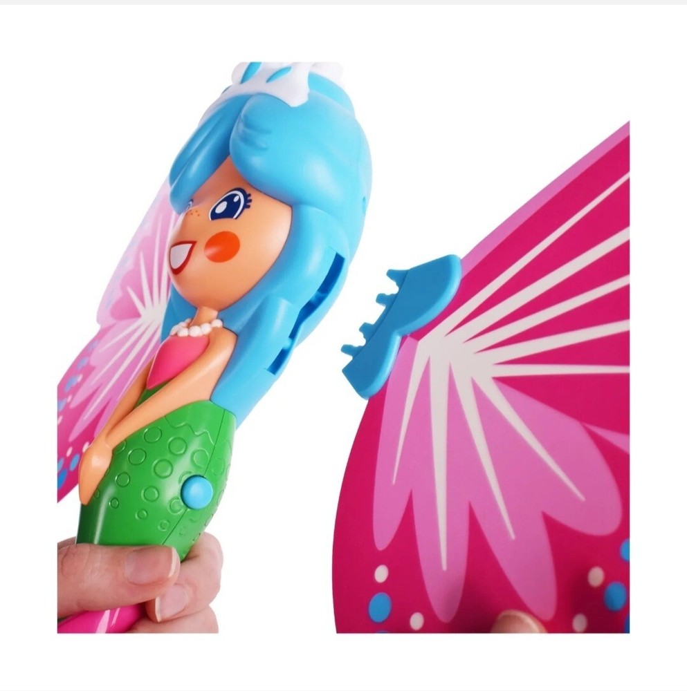 Play Day Butterfly Wand w/Lights & Sounds Includes Bubble Solution New! Cute!