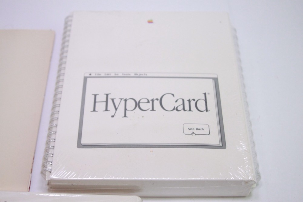 Apple Macintosh System Software Version 6.0.4 HyperCard. Program disks Use Guide