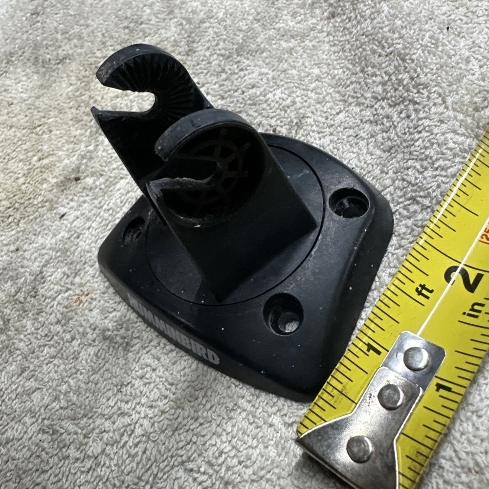 Hummingbird Base Mount Fish Finder