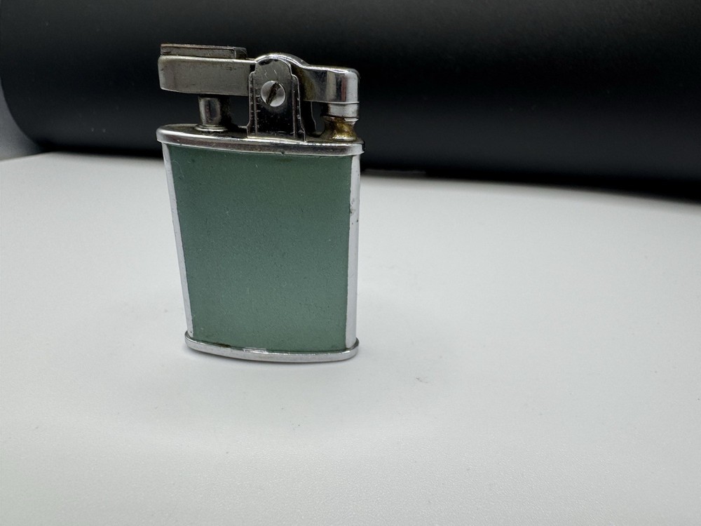 Vintage Ronson Gem Lighter Green w/ Silver Trim