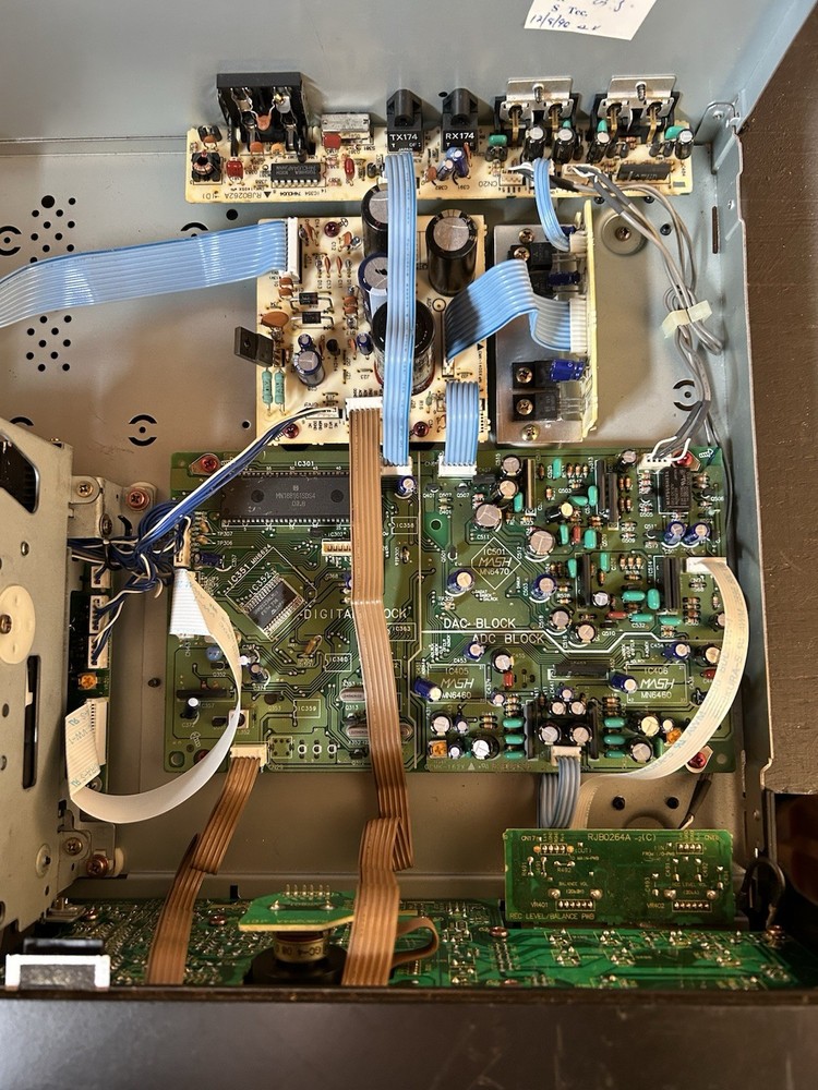 Technics SV-DA10 DAT Deck - For Parts Or Repair