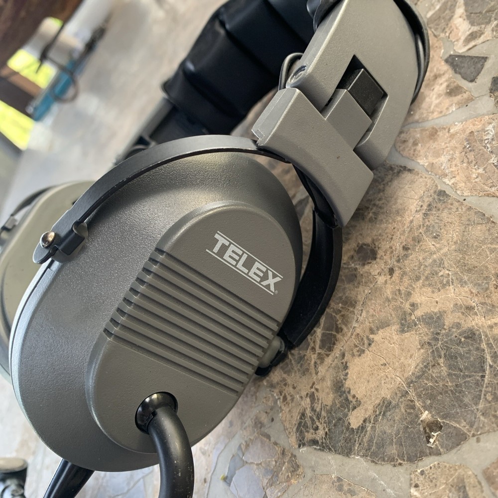 TELEX AIR 3100 2-plug Aviation Headset
