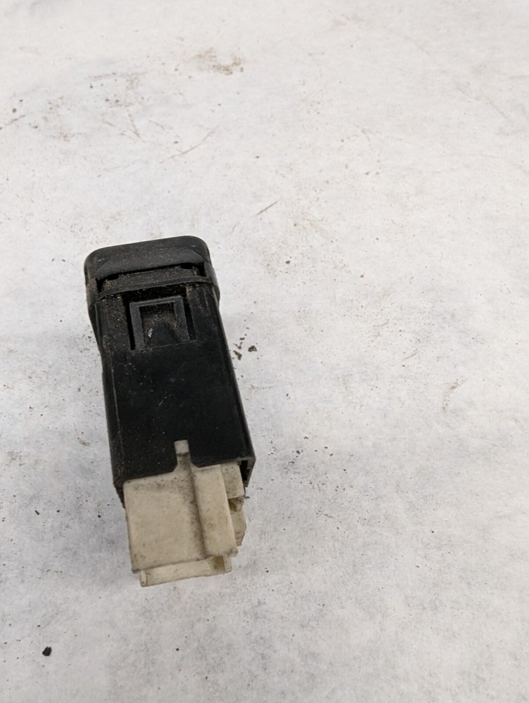 1990-1993 ACURA INTEGRA Defrost Control Switch Button OEM