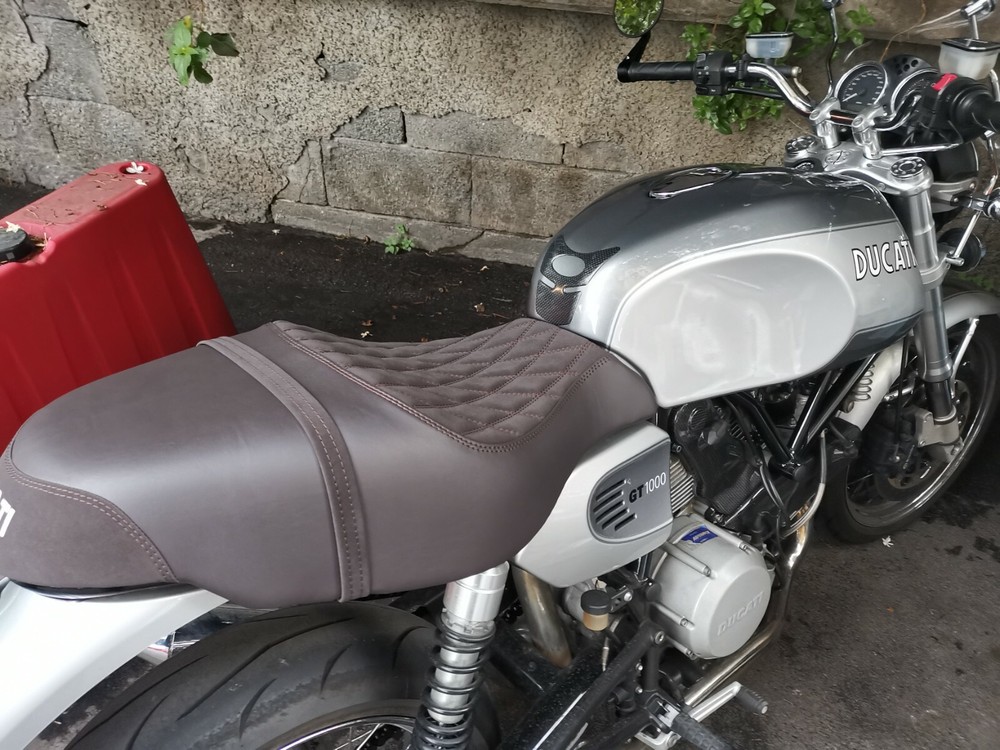 With Full Service Sattelfutter SPORTCLASSIC GT 1000