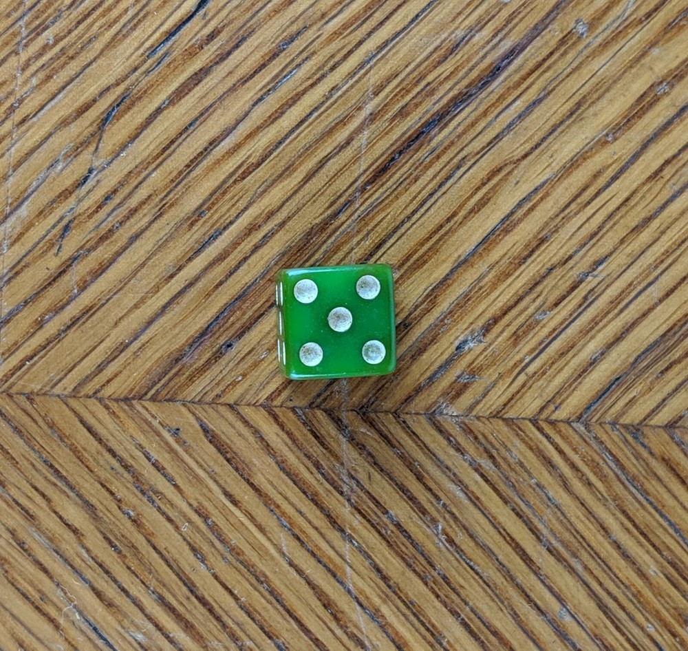 VTG Solid Green Bakelite Dice 5 On All Sides White Pips Playing Dice Decor 2