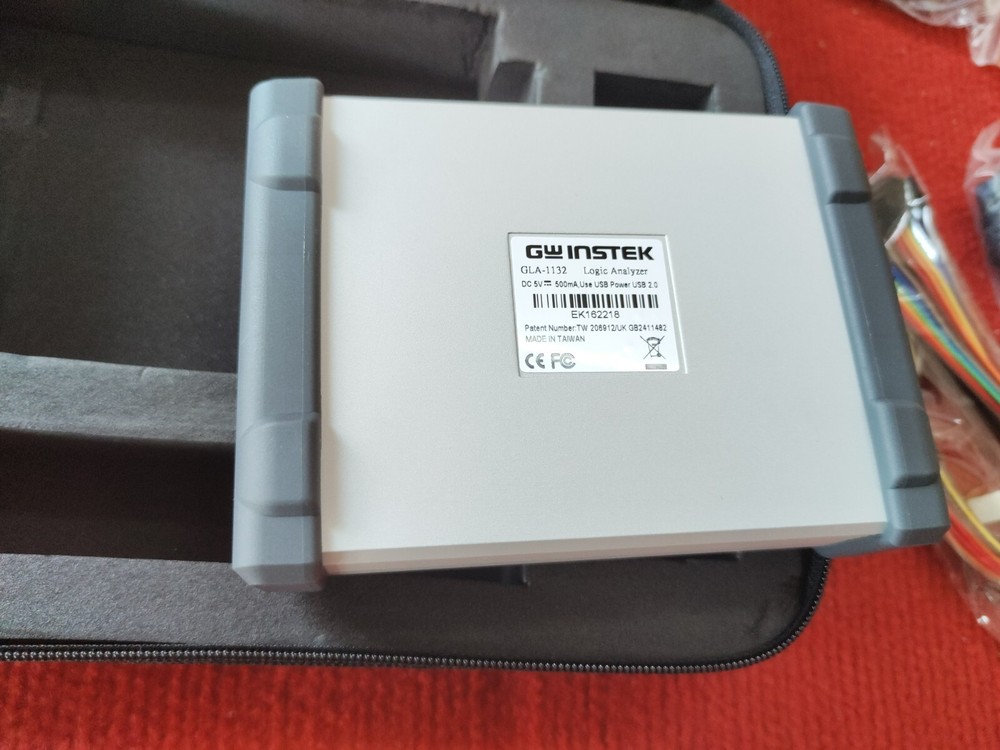 P:VT53 Instek GLA-1132 32 Input Channel Logic Analyzer