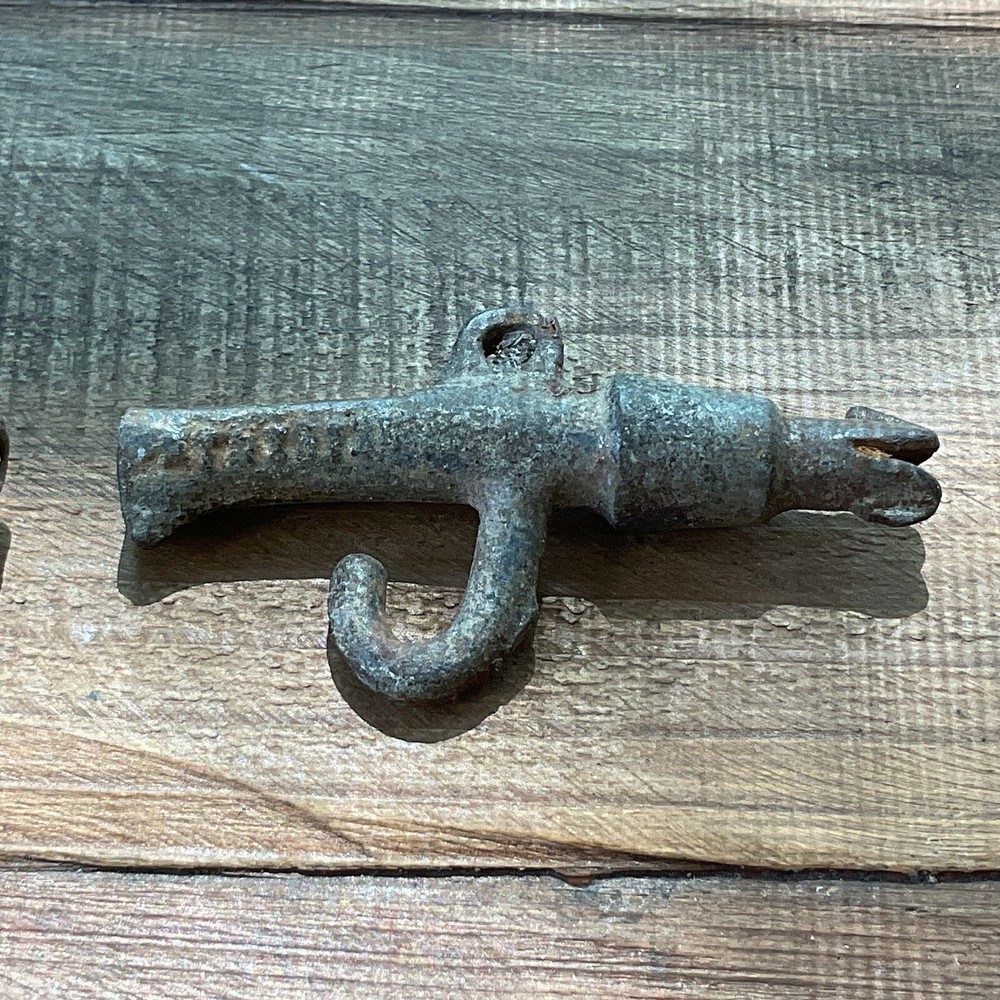 Vintage Cast Iron Maple Tree Spiles Taps Sugaring