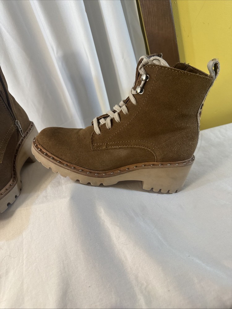 Never Worn Dolce Vito Leather Full Lug Heel Combat Boots Size 6