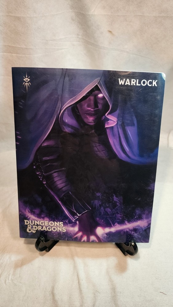 Ultra Pro WARLOCK Dungeons & Dragons 2021 Character Folio Folder Dungeon Master