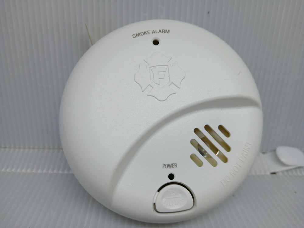 first alert smoke detector Smi110