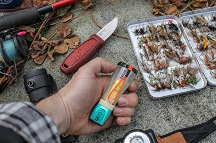 Leschi Lantern, 110 Lumen Camping Lantern and Battery-Powered LED Flashlight