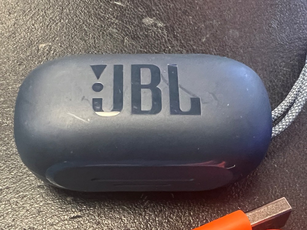 JBL Reflect Mini NC True Wireless CHARGING CASE ONLY-BLUE