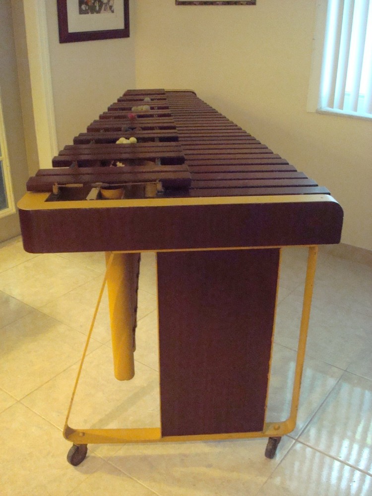 Deagan 4 Octive Marimba - Rosewood Bars