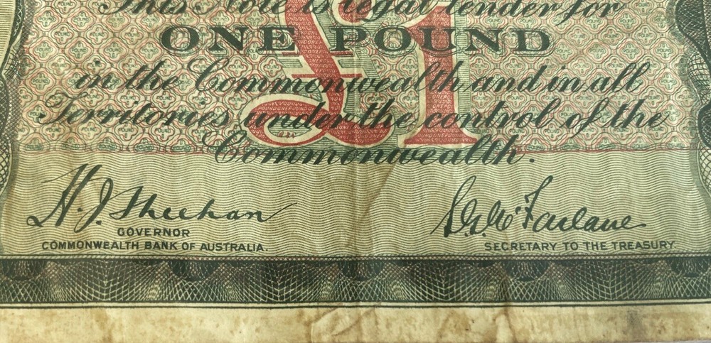Sheehan McFarlane Signed, Commonwealth of Australia One Pound Note P72 109018