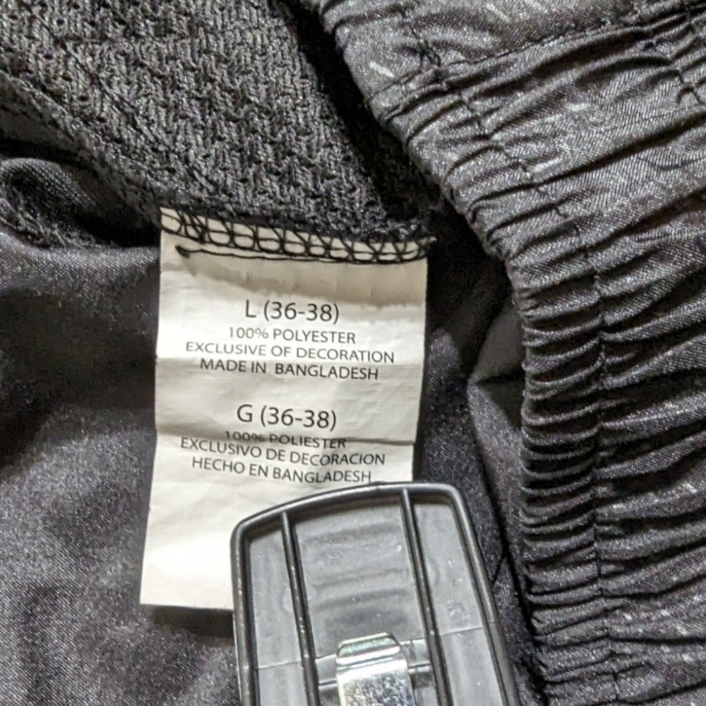 Layer 8 Qwick Dry Pull-on Black Drawstring Shorts Size L (M308)