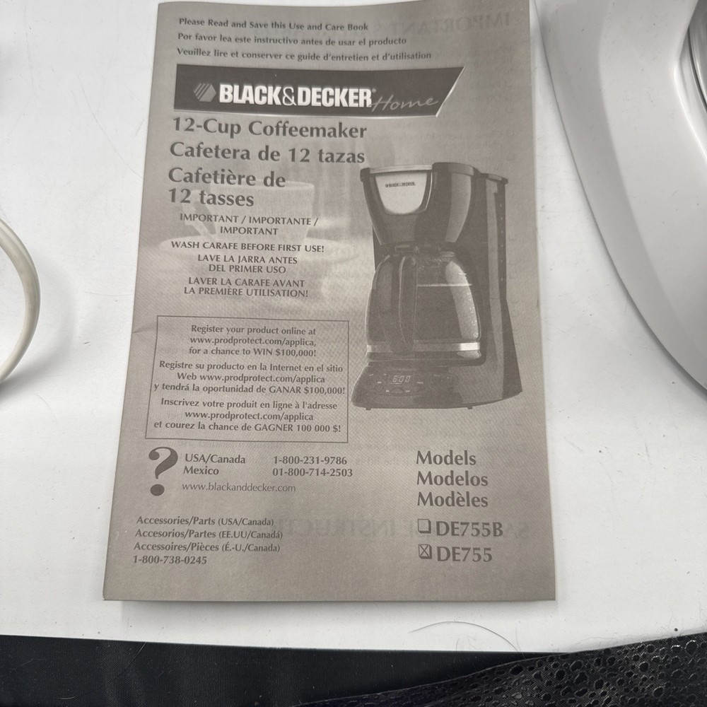 White New Open Box Decker DE755 12 Cups Coffee Maker
