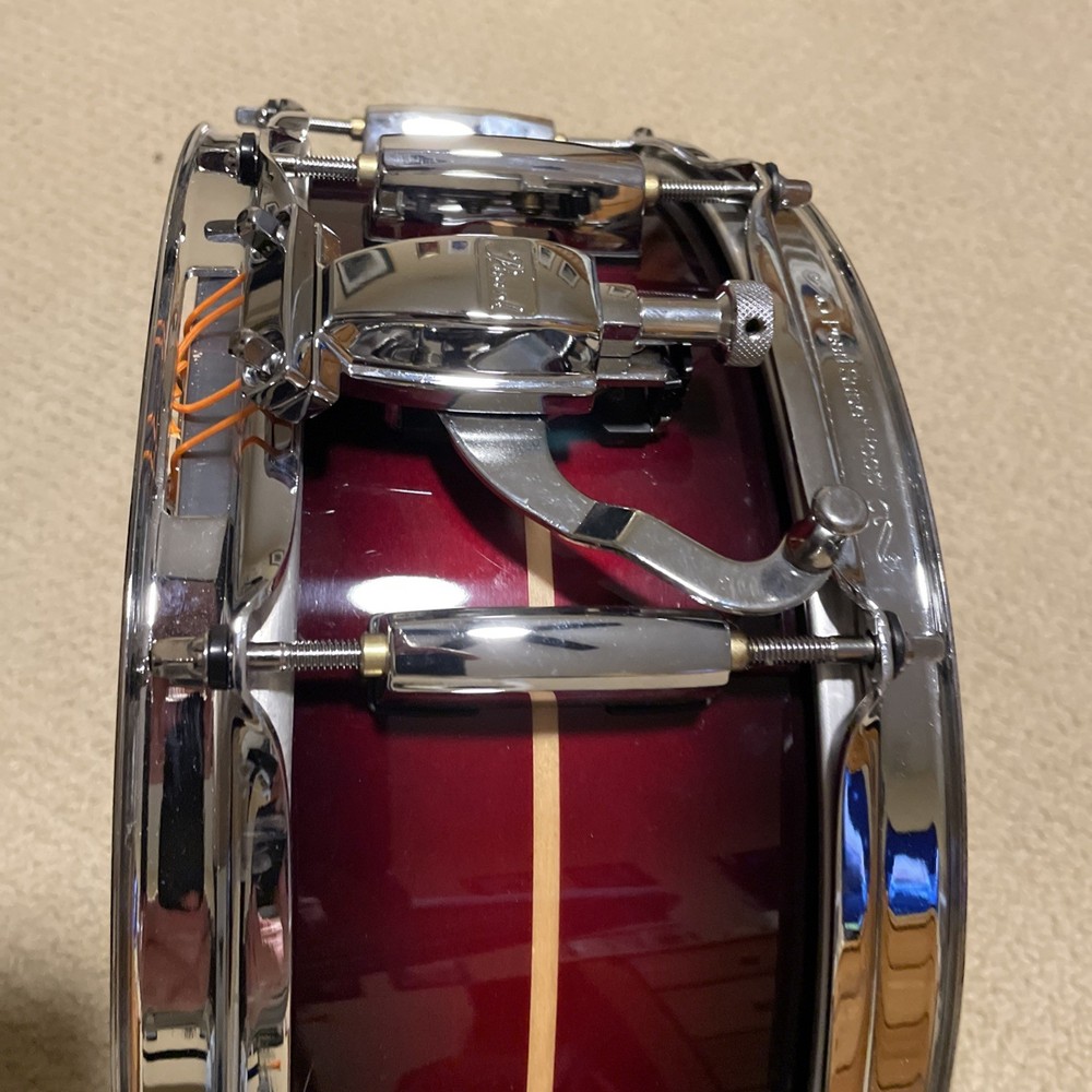 Pearl Masters Maple Complete 5.5x14 Snare Drum