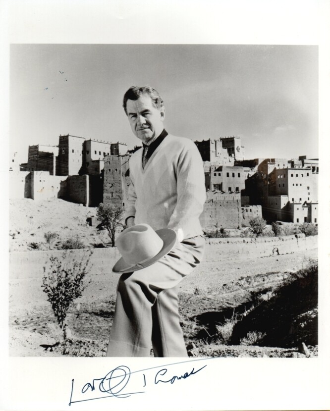 T-LOWELL THOMAS Autographed Photo  w/coa