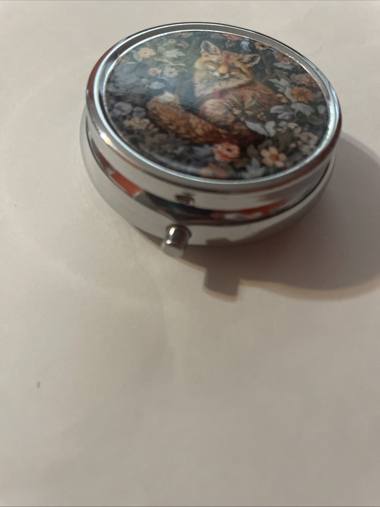 Fox Pill Box Organizer
