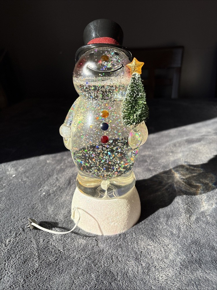 9” Light up Snowma Globe Decor