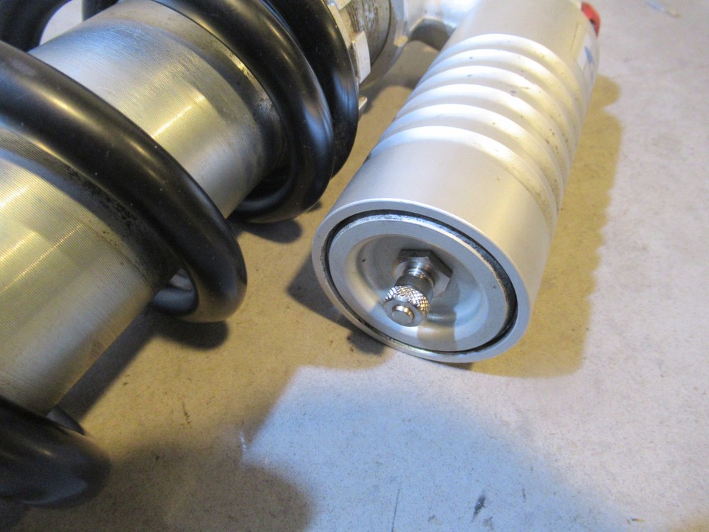 Husqvarna SMS 630 Shock Rear 2011