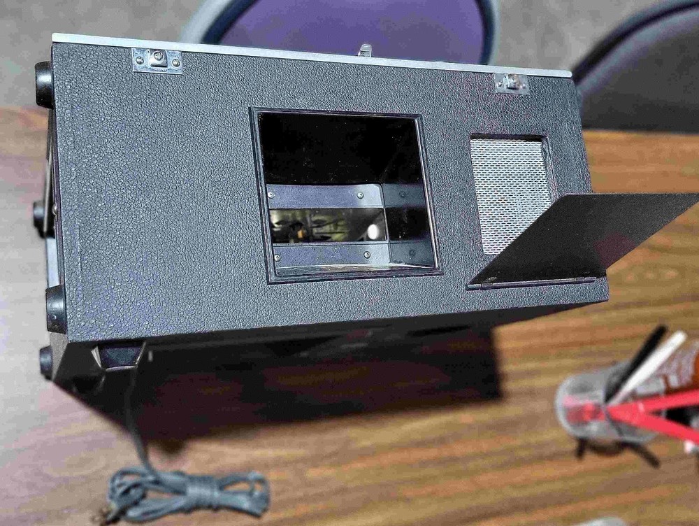 AKAI 1800L MULTI-PURPOSE TAPE RECORDER