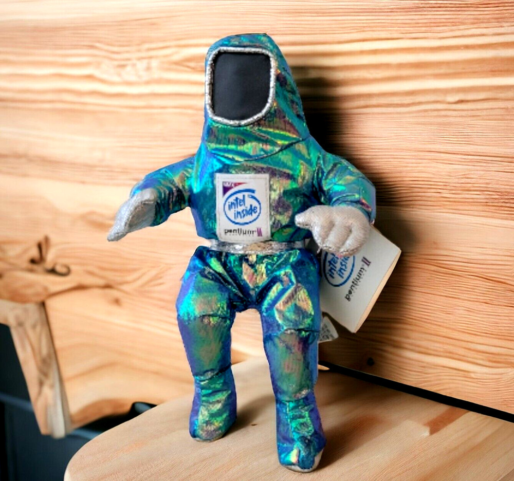 Intel Pentium PentiumII MMX Advertising Tech Computer Tech Metallic Figure 1997