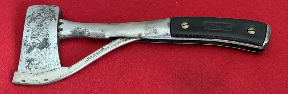 VINTAGE MARBLE'S SAFETY HATCHET