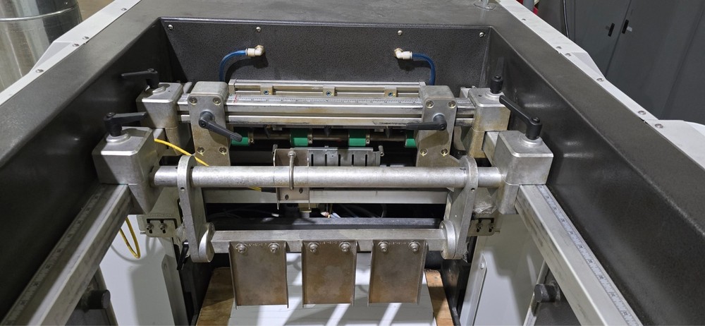 UV Coater - Harris & Bruno